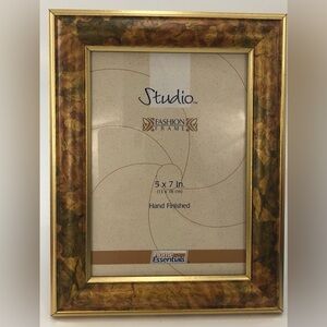Home Essentials Gold and Bronze Marbleized Picture Frame for 5X7 Photo